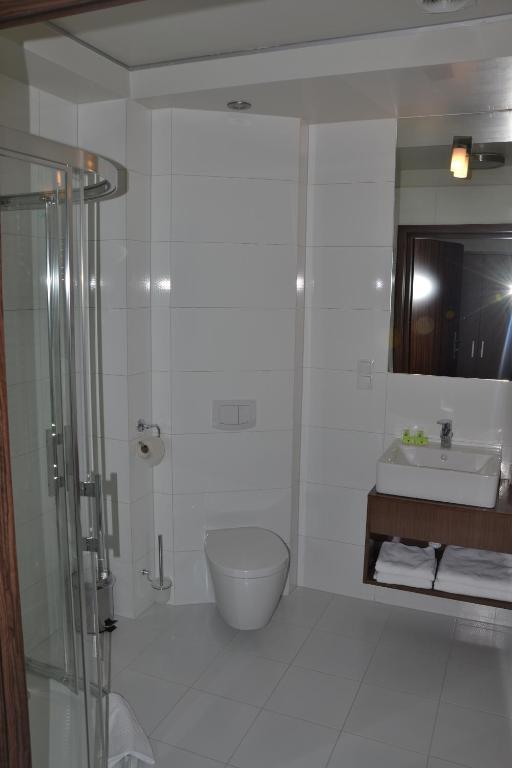 Hotel Pod Dębem Tarnów Kamer foto